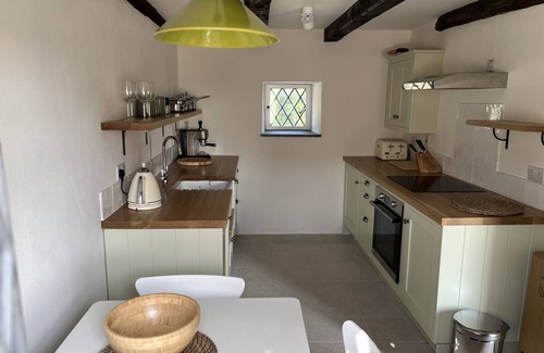 Kinsale Town Centre Cottage | Historic cottage overlooking Kinsale harbour