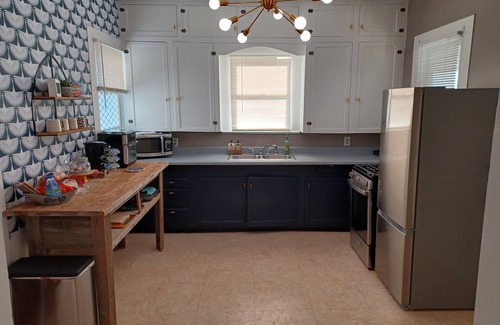 Jacksonville House | Historic, Cozy Home in the Heart of Town