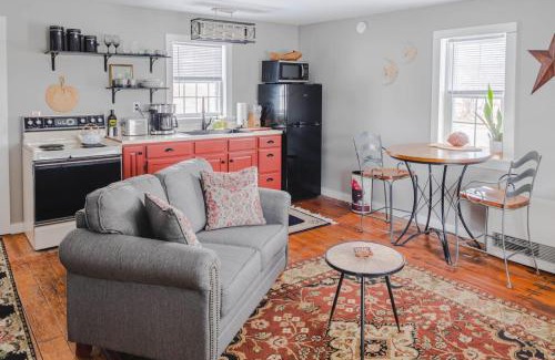 Fairfield Apartment | Historic Farmhouse Apartment