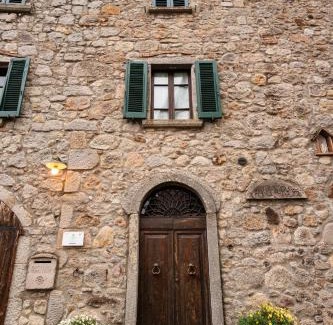 Torniella House | Historic Farmhouse Casa Del Chiodo