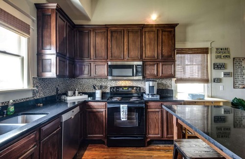 East Nashville House | Historic + Pet-Friendly 2 Mi to Broadway
