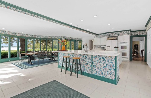 Oxford House | Historic Waterfront Estate with Pool & Pet-Friendly – Perfect for Fall Getaways