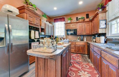 Pinckneyville House | Historic Woodville Estate with Pool Pets Welcome!