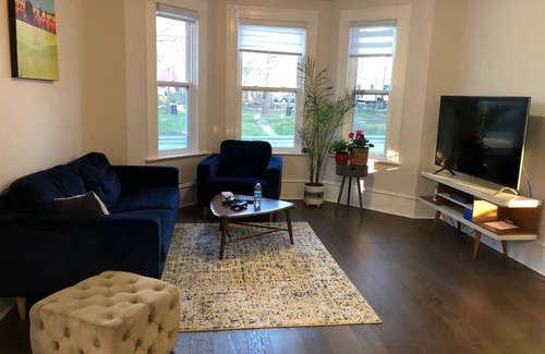 Sydney House | Historical Charm, Modern Comfort