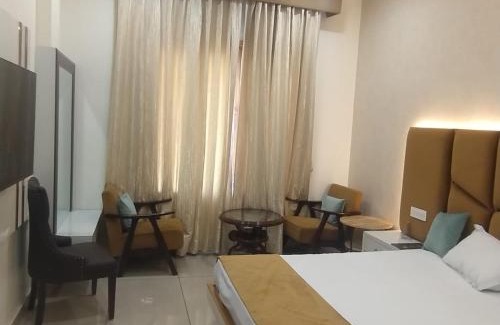 Hapur Hotel | Hitkari Palace Restaurant & Banquet