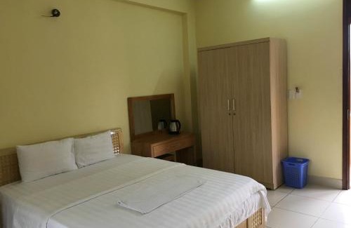 Thach That Hotel | Hoà Lạc Viên Motel