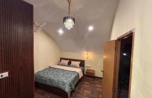 Yelagiri Ski Chalet | Hobbit Haven