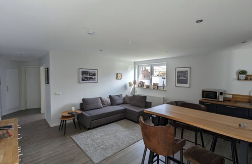 Obermendig Apartment | Hochstein vacation apartment 7 minutes' walk from the Vier-Berge-Tour dream trail