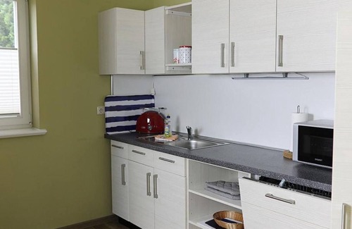 Stolpe b. Anklam Apartment | Hofmaler Wf-53 - Der Westflügel