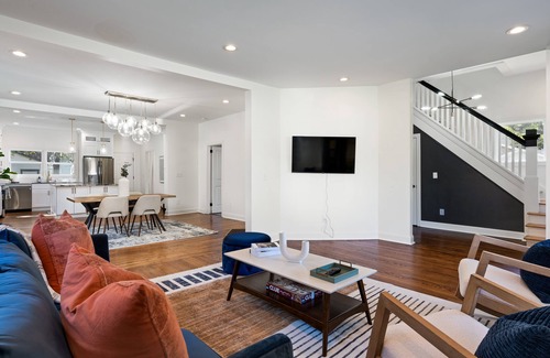 Crestline Heights House | HOLDAY SALE! Newly Renovated in B-ham