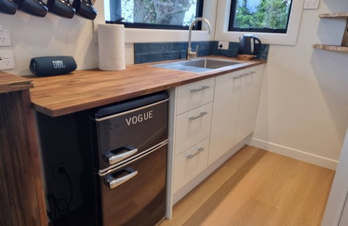 Cape Foulwind Apartment | Hole in the rock studionWelcome to the hole in the rock Studio,