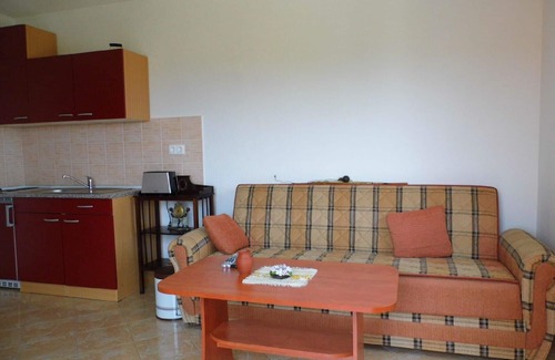 Sveti Vid-Miholjice House | Holiday apartment Sveti Vid-Miholjice for 1 - 5 persons with 2 bedrooms - Holiday house