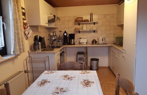 Hunerbach Apartment | Holiday Apartment "Breuer" with Mountain View, Private Terrace and Wi-Fi