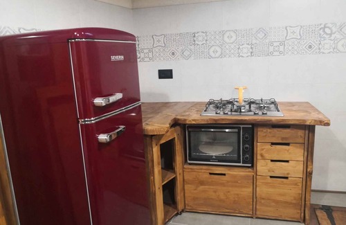 Madonna del Sasso Apartment | Holiday apartment in a sunny location