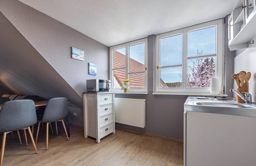 Muritz Apartment | Holiday Apartment 'Kranichhorst' with Wi-Fi