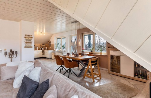 Eppenrod Apartment | Holiday Apartment 'Am Wald' with Shared Garden, Balcony and Wi-Fi