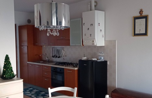 Pescantina Apartment | Holiday Apartment "Casa Maddy" with Balcony, Private Terrace & Wi-Fi