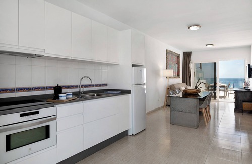 Arrieta Apartment | Holiday Apartment “Callao Beach 6” with Sea View, Terrace & Wi-Fi