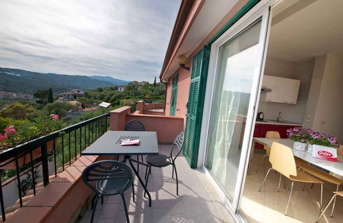 Poggi Apartment | Holiday apartment mit Klimaanlage und Pool