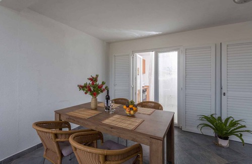 Brulo Apartment | Holiday apartment with balcony and air conditioning