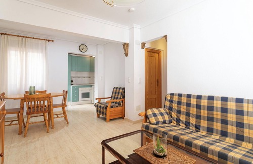 Puerto Marino House | Holiday Bungalow Desired Track close to the Sea with Shared Pool & Wi-Fi