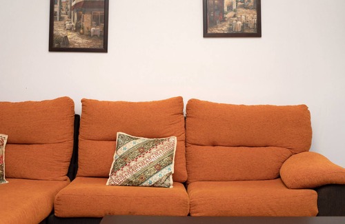 Barriada del Rio San Pedro House | Holiday Home Casa La Gaviota with Trrace & A/C