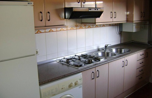 San Martin del Castanar House | Holiday Home 'Casa Lopez' with Mountain View and Balcony