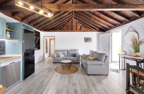 Santa Cruz de la Palma House | Holiday Home 'Nando' with Sea View, Private Terrace and Wi-Fi