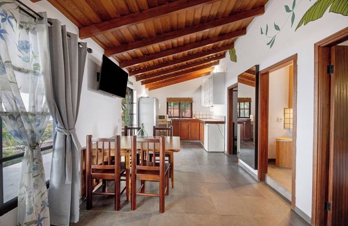 Los Llanos de Aridane House | Holiday Home 'El Mirador Del Atlántico' with Sea View, Wi-Fi and Air Conditioning