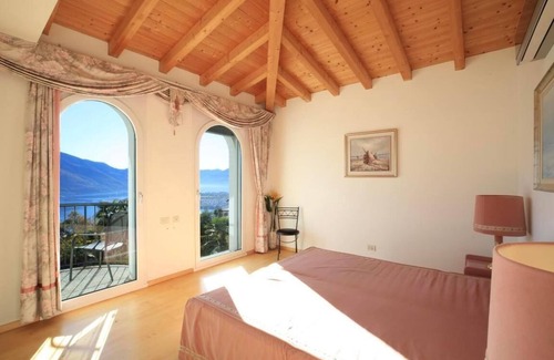 Brione sopra Minusio House | Holiday house Brione sopra Minusio for 2 - 4 persons with 3 bedrooms - Holiday house