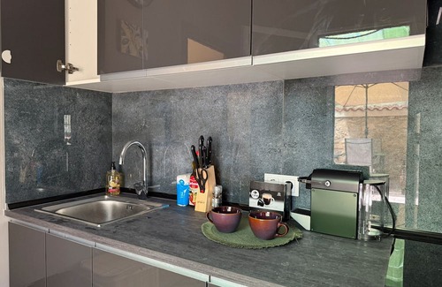 Guardamar del Segura House | Holiday Home 'Antique Spanish Villa' with Private Terrace, Wi-Fi and Air Conditioning