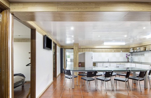 Rates House | Holiday Home 'Big Dreams AL' with Pool & Wi-Fi