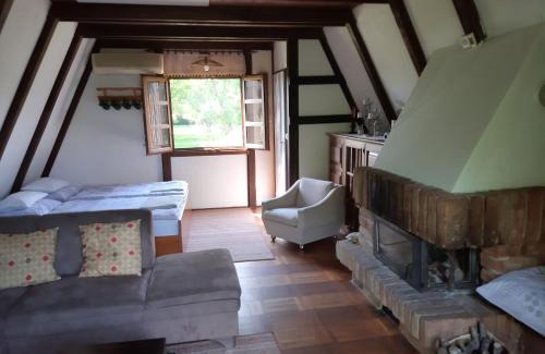 Sisak-Moslavina House | Holiday Home Bojko