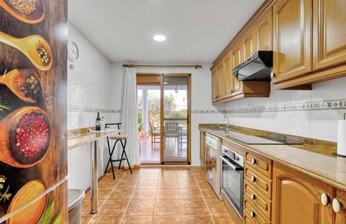 Beneixida House | Holiday Home 'Ca Margarita' with Mountain View, Wi-Fi and Air Conditioning