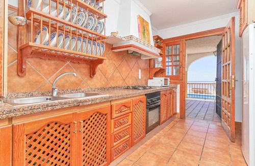 Motril House | Holiday Home 'Cabrera' with Sea View, Private Pool and Wi-Fi