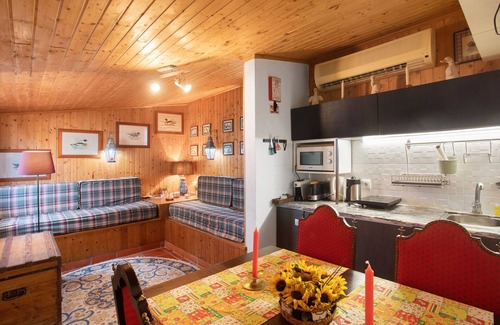 Nossa Senhora do Pranto House | Holiday Home "Casa Do Campo Dornes Dois" with Shared Pool, Shared Garden & Wi-Fi