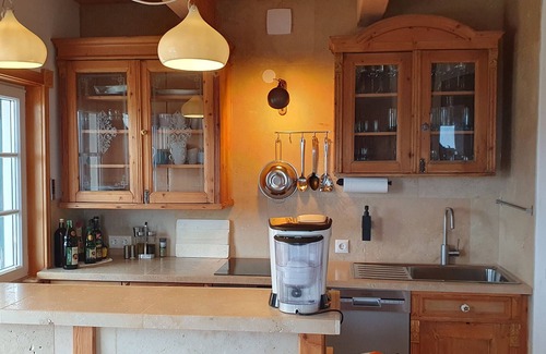 Eibiswald House | Holiday Home 'Chalet St Lorenzen' with Mountain View, Private Terrace and Wi-Fi