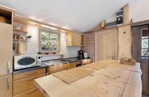 Furstenwalde/Spree House | Holiday Home 'Blockhütte' with Private Terrace and Private Garden