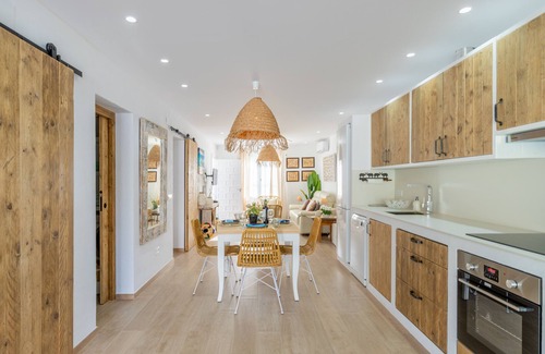 Moraira House | Holiday Home "El Pinito Moraira" with Private Terraces, Private Pool & Wi-Fi