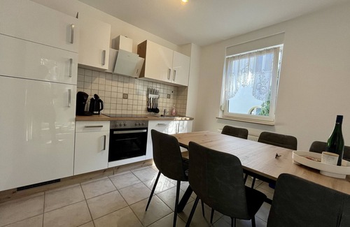 Schierke House | Holiday Home 'Ferienhaus Brockenpfad' with Private Terrace, Private Garden and Wi-Fi