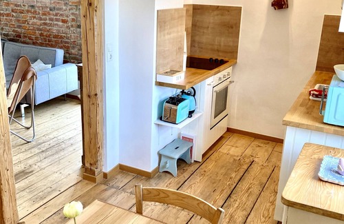 Eichelsachsen House | Holiday Home 'Ferienhaus bei Juste' with Private Terrace, Shared Garden and Wi-Fi