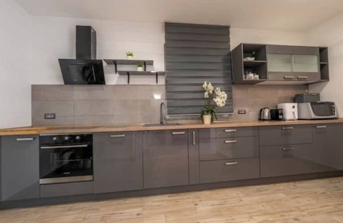 Galizana House | Holiday home Galižana