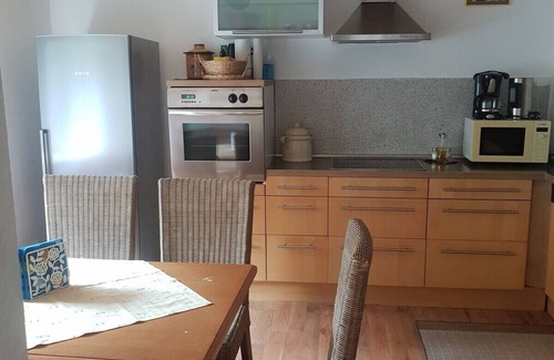 Leipheim House | Holiday Home 'Gemütliches Haus Legoland Nah' with Shared Terrace, Shared Garden and Wi-Fi