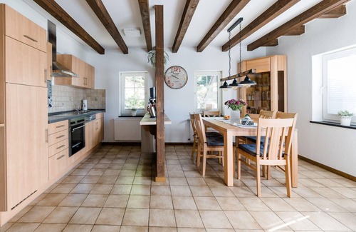 Eslohe House | Holiday home Haus Felsberg