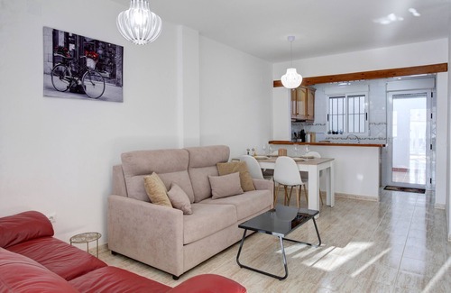 Vergel House | Holiday Home 'Historia' with Private Pool, Private Terrace and Wi-Fi