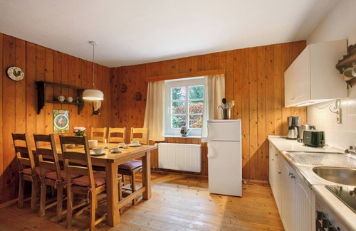Gerswalde House | Holiday Home 'Idyllisches Bauernhaus' with Private Terrace, Private Garden and Balcony