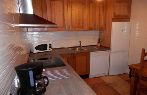 Bernuy-Salinero House | Holiday Home in Castilla-León with Pool