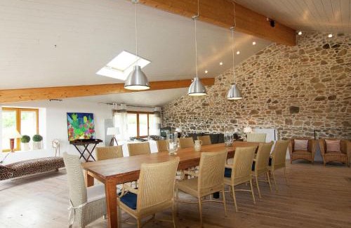 Roussines House | Holiday Home in Roussines with Private Pool