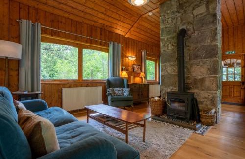 Beauly House | Holiday Home Kerrow Cottage by Interhome