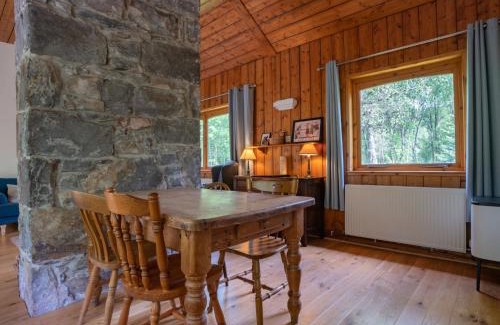 Beauly House | Holiday Home Kerrow Cottage by Interhome